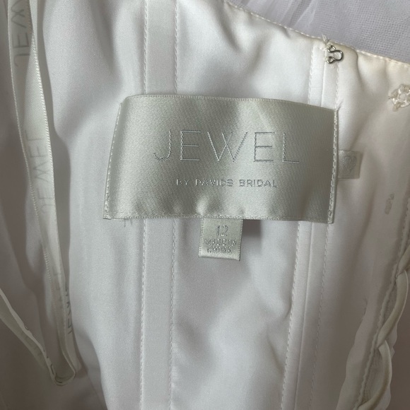 JEWEL Davids Bridal Tiered Tulle Wedding Ball Gown White Beaded Strapless Train - Picture 15 of 16